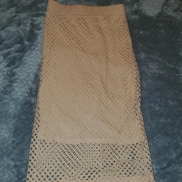 Beautiful Kardashian Kollection high wasted skirt! - Picture 2 of 5